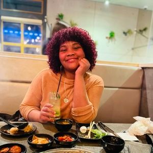 Meet your Posher, Quanece